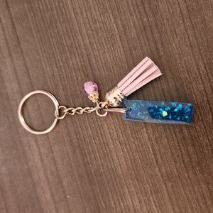 "I" Resin Keychain